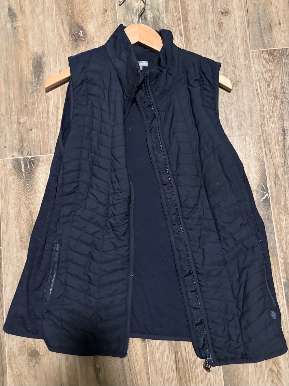 Talbots Quilted Navy Sleeveless Vest